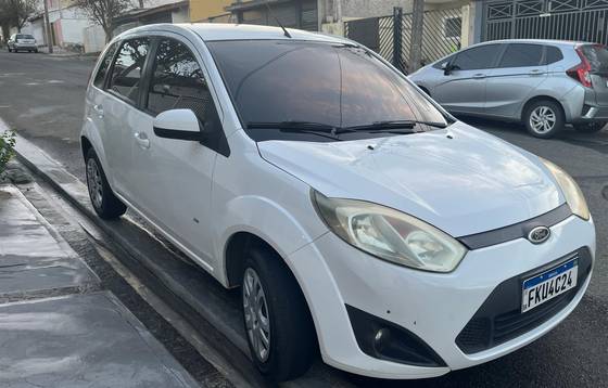 FORD FIESTA 1.6 ROCAM SE 8V FLEX 4P MANUAL